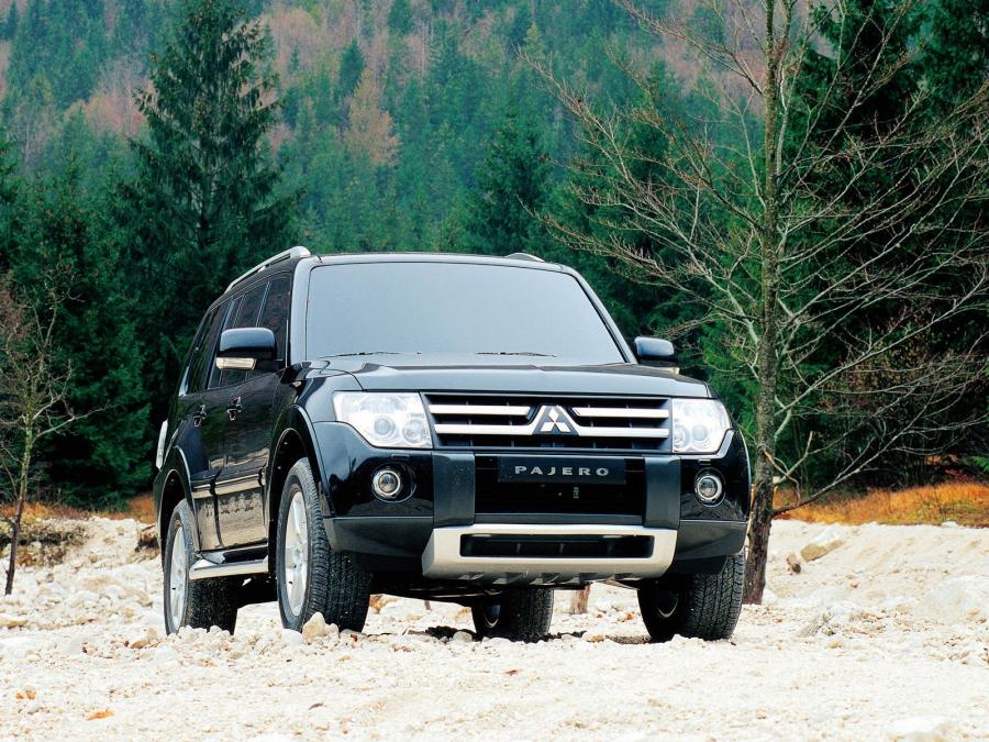  Mitsubishi Pajero 5-Door 2006 года  (фото 5 из 38)